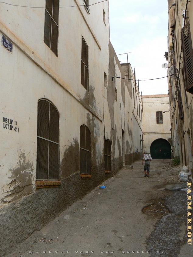 la Marine rue Valee 1 .jpg